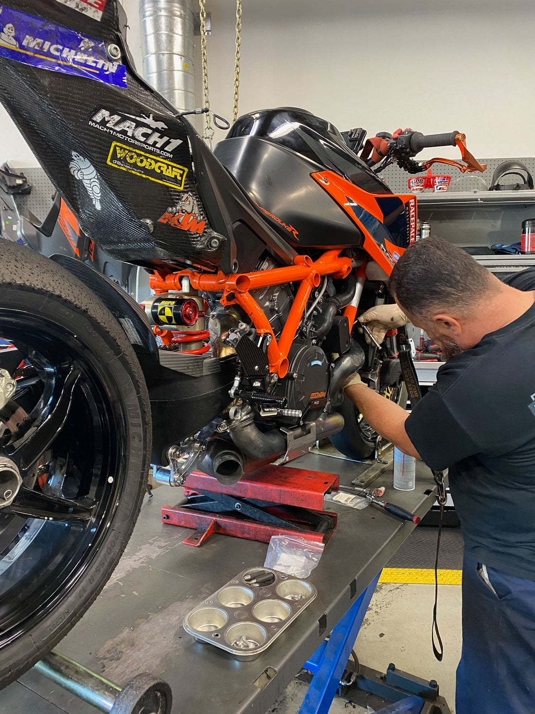 Why Fork Cap Extensions Are Unnecessary on the KTM Super Duke