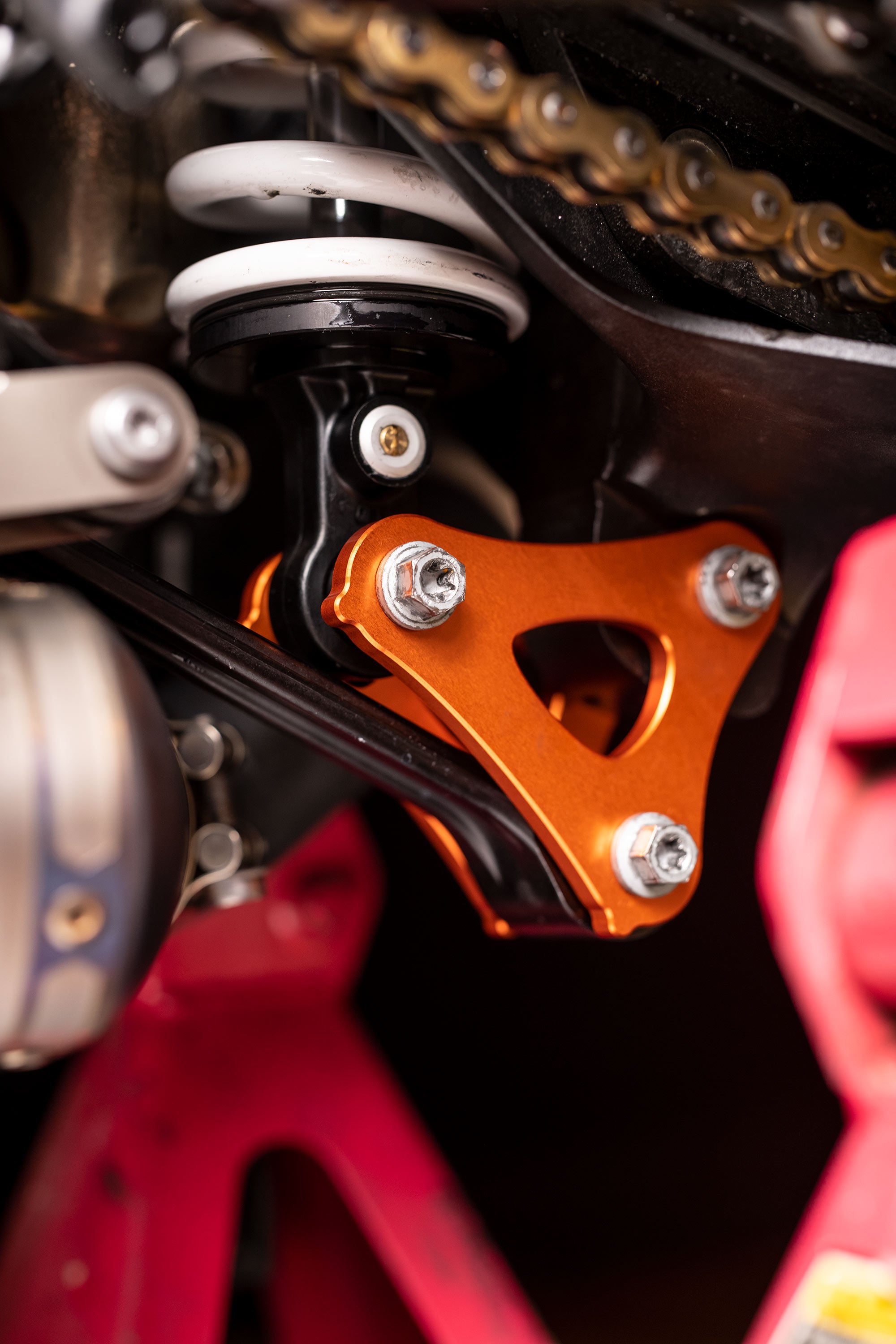 SPORT LINK +15 - Suspension links (pair) adding 15mm ride height for KTM  1290 Super Duke R